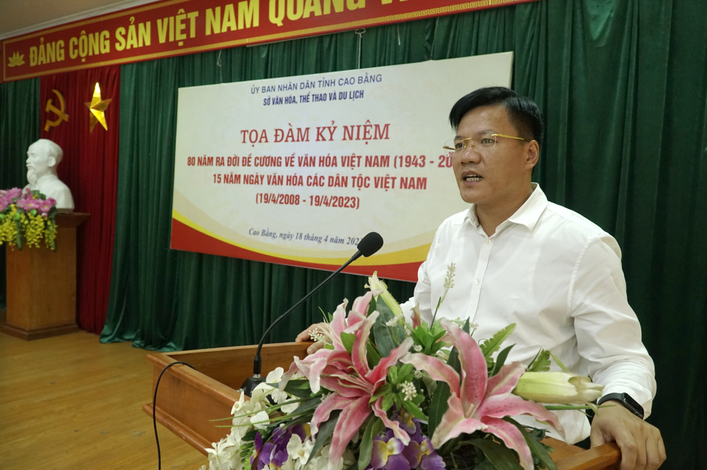 Phó Chủ tịch UBND tỉnh Trịnh Trường Huy phát biểu tại buổi tọa đàm.