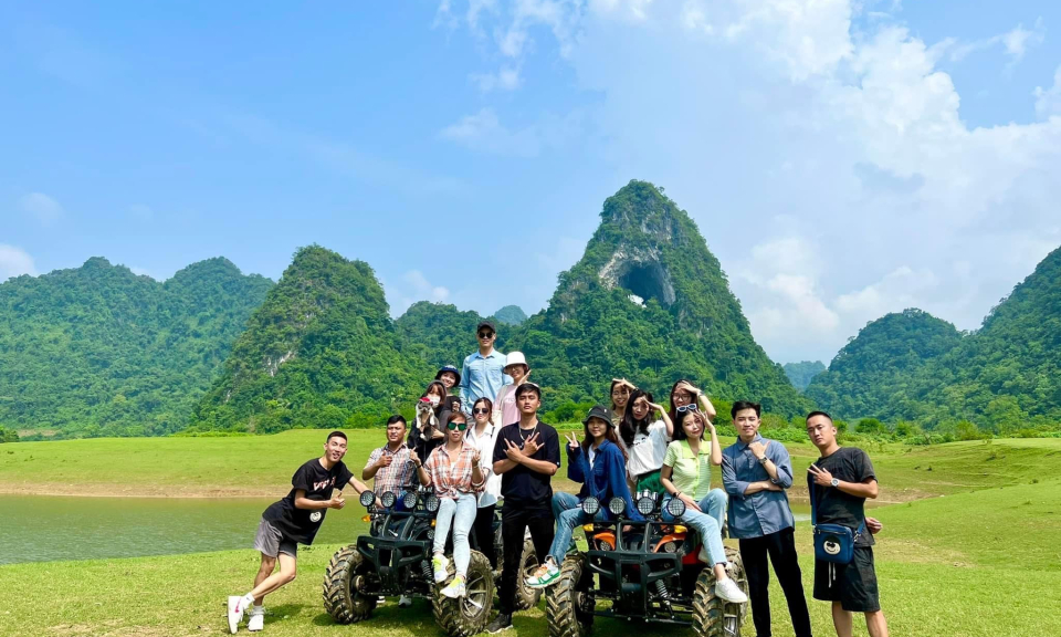 Tour du lịch Non nước Cao Bằng hấp dẫn dịp nghỉ lễ 30/4 -1/5 - Báo Cao Bằng điện tử