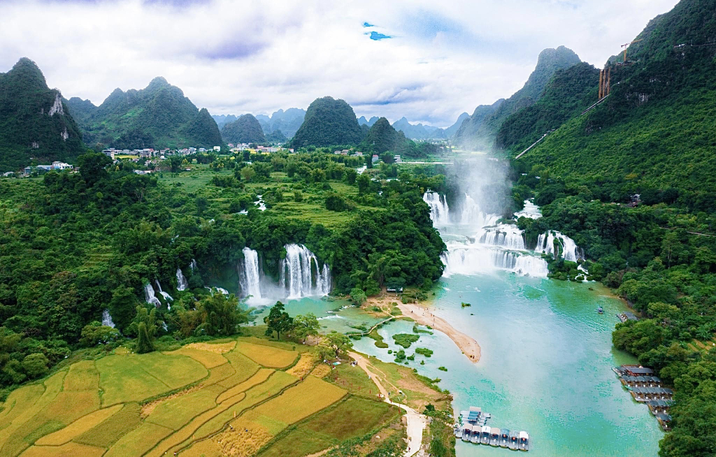 Kiến trúc hòa hợp thiên nhiên