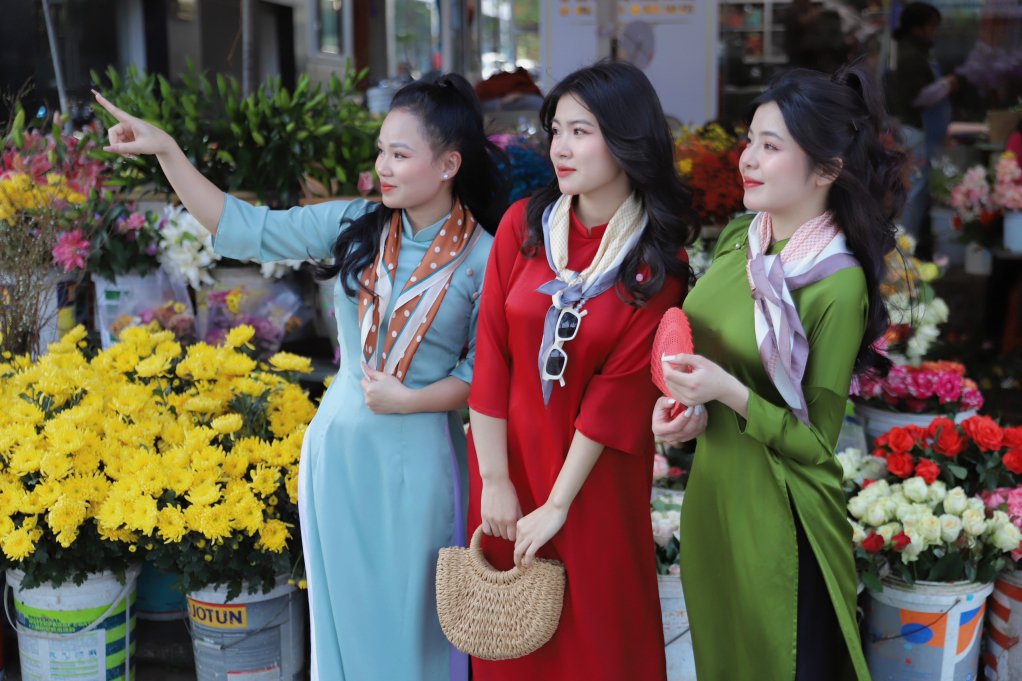 Ao dai tet best sale