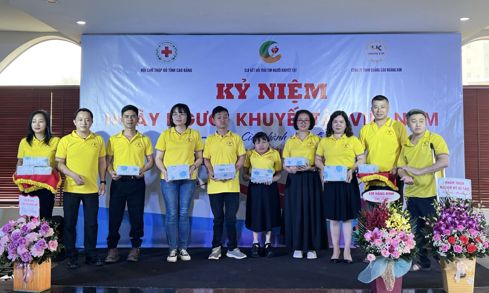 Câu lạc bộ Kết nối trái tim người khuyết tật tổ chức Kỷ niệm Ngày Người khuyết tật Việt Nam