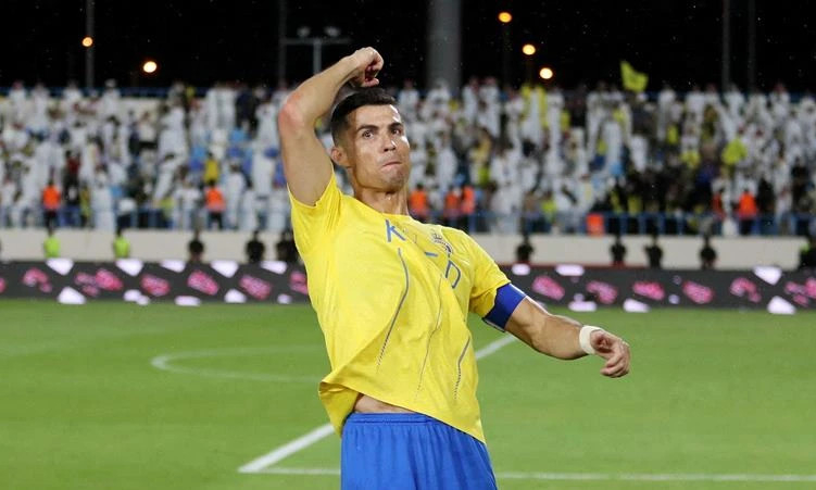 Forbes: Ronaldo lần thứ 4 đứng đầu danh sách vận động viên được trả lương cao nhất thế giới