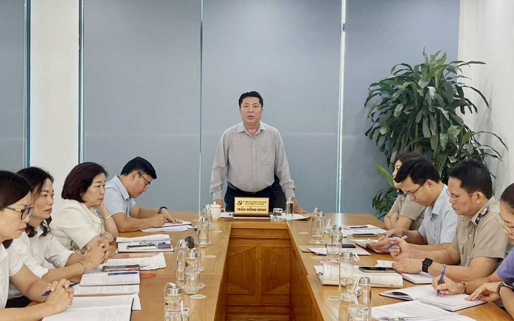 Bí thư Tỉnh ủy Trần Hồng Minh tiếp và đối thoại với công dân