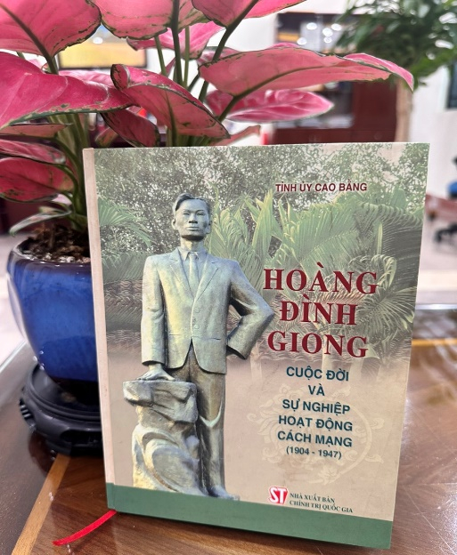 Thêm yêu quê hương và khát vọng cống hiến từ tấm gương tiền bối cách mạng tiêu biểu Hoàng Đình Giong