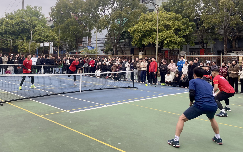 Trận chung kết đôi nạm phong trào giải Pickleball 