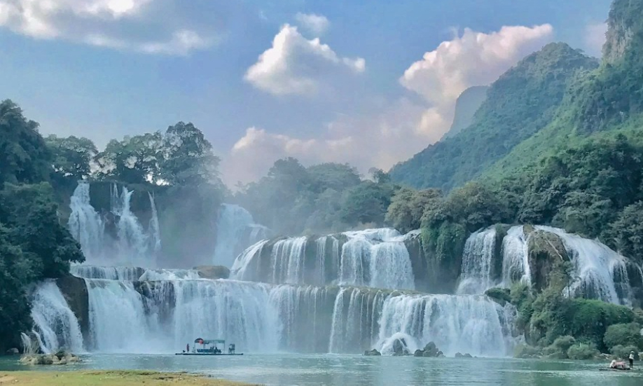 Tiếp tục xây dựng và phát triển Công viên địa chất toàn cầu UNESCO Non nước Cao Bằng