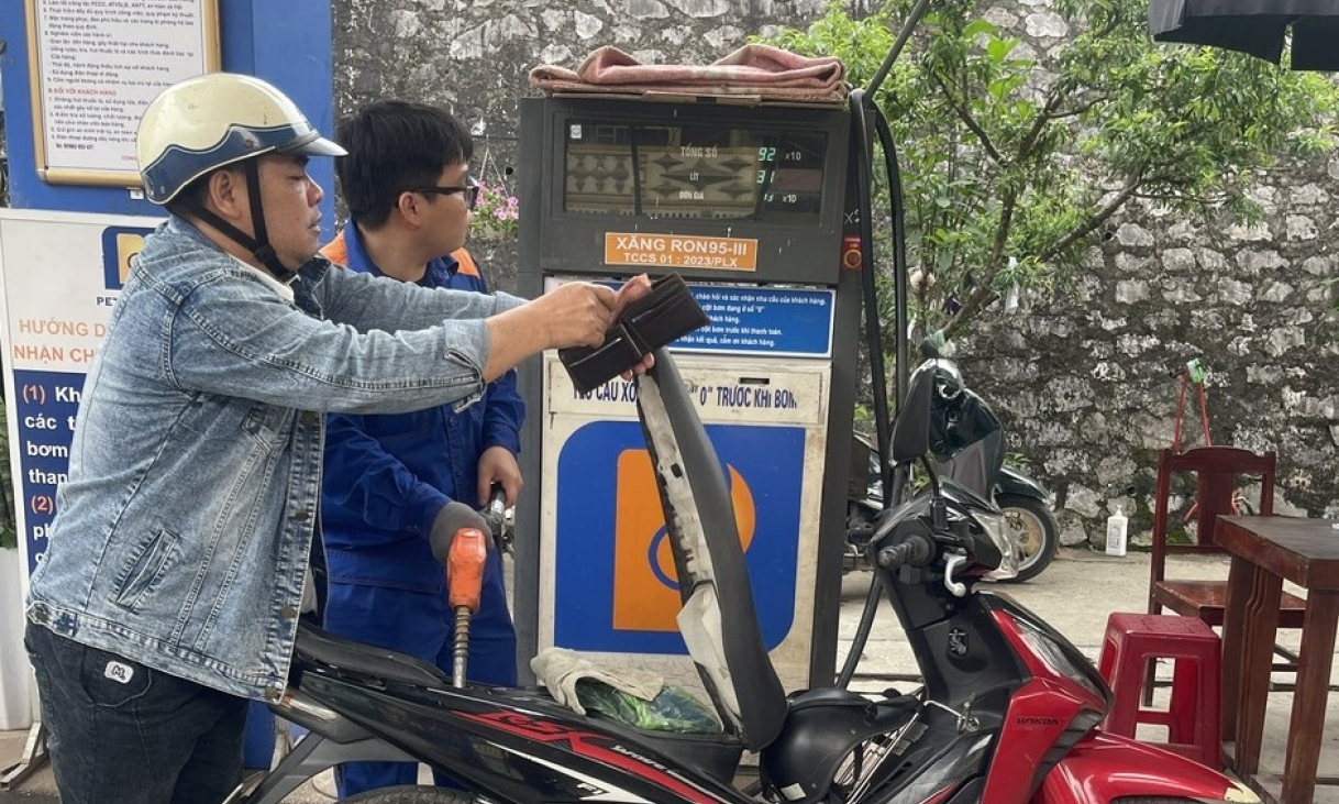 Giá xăng, dầu đồng loạt tăng từ chiều 24/4