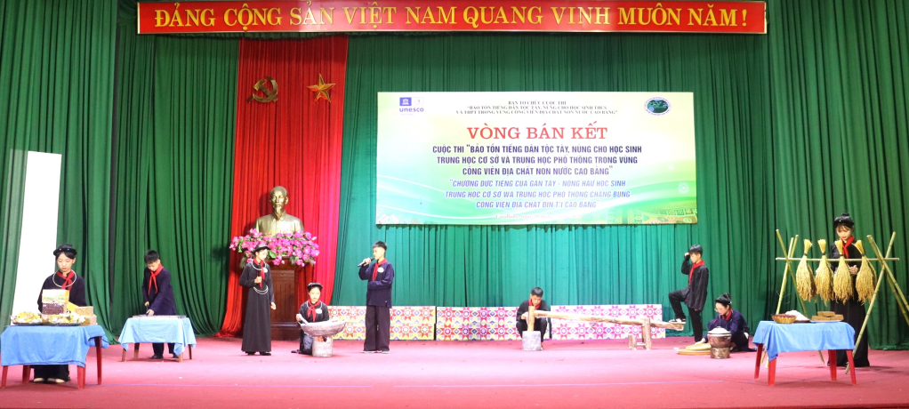 Phần thi năng khiếu của trường Trung học cơ sở Nà Giàng (Hà Quảng).