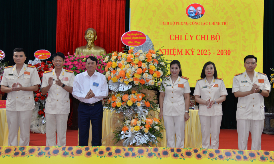 Đại hội Chi bộ Phòng Công tác chính trị Công an tỉnh lần thứ II, nhiệm kỳ 2025 - 2030