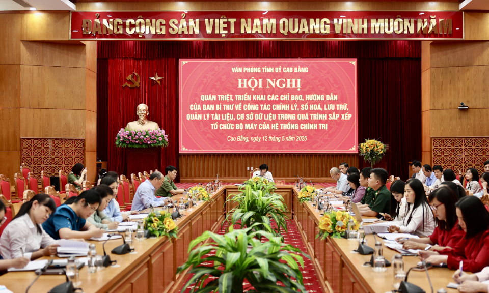 Hội nghị quán triệt, triển khai các chỉ đạo, hướng dẫn của Ban Bí thư về công tác văn thư, lưu trữ