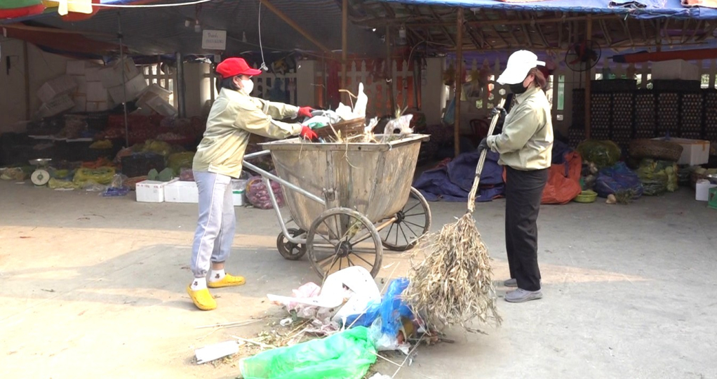 Tăng cường vệ sinh môi trường, giảm thiểu rác thải nhựa trong các khu chợ.